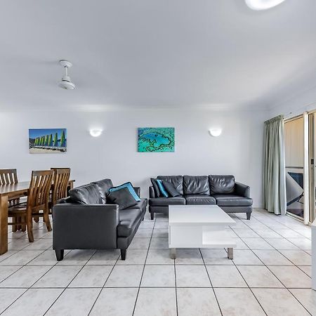 Airlie Ocean Paradise Еърли Бийч Екстериор снимка