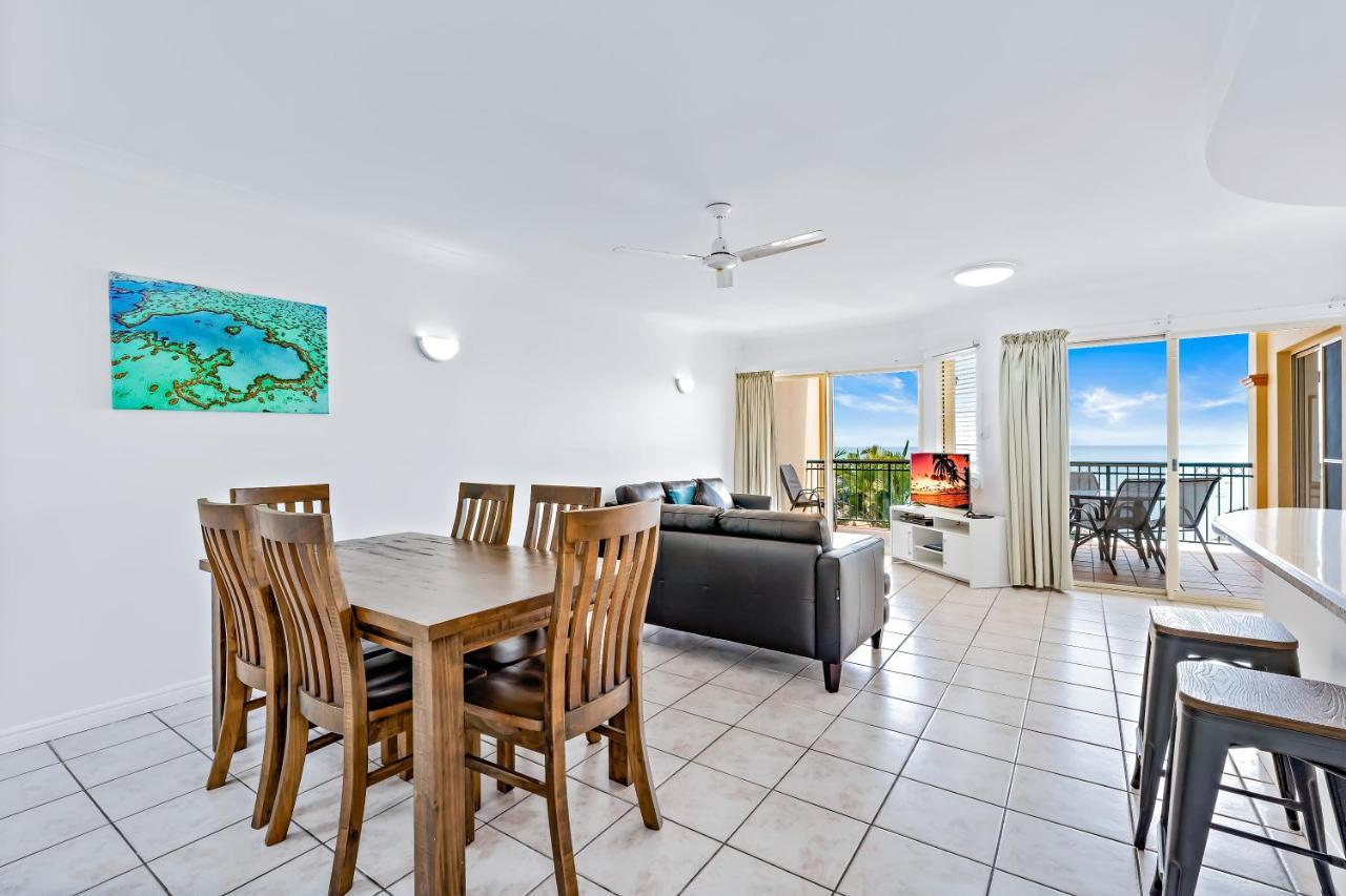 Airlie Ocean Paradise Еърли Бийч Екстериор снимка
