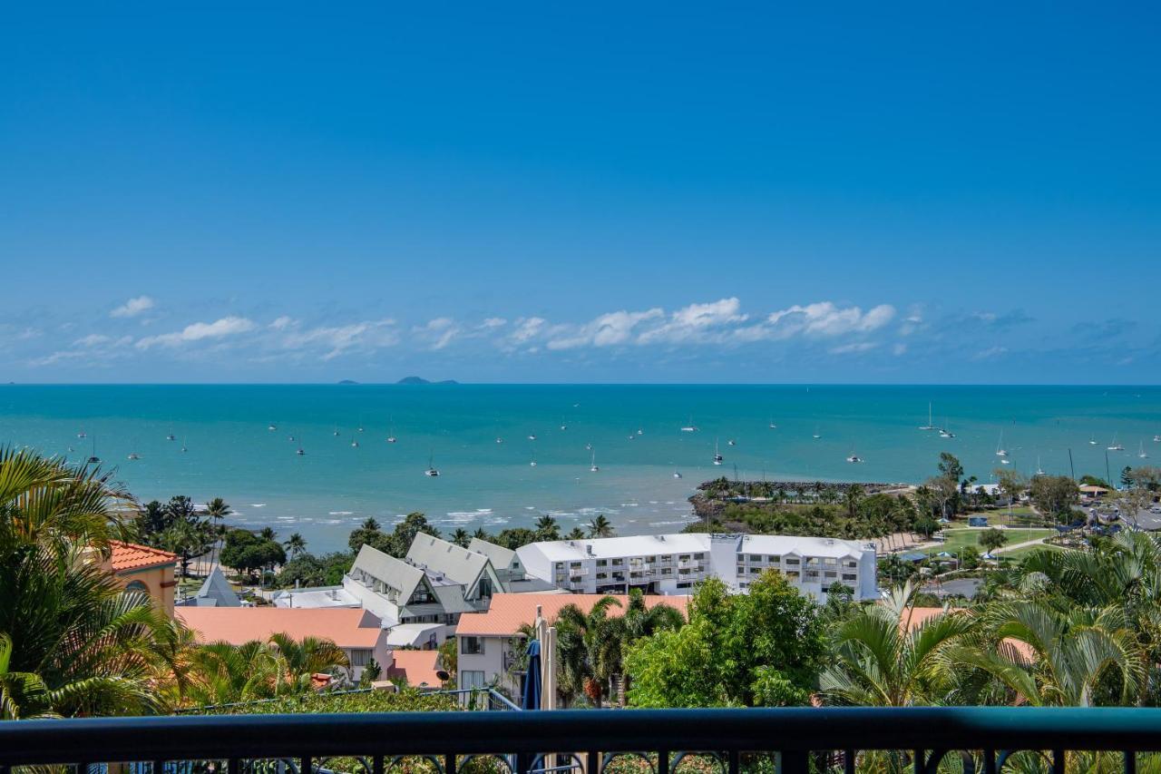 Airlie Ocean Paradise Еърли Бийч Екстериор снимка